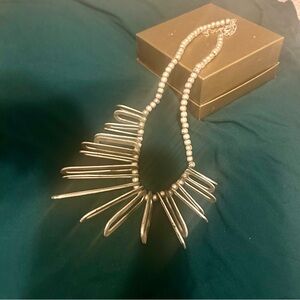 ❤️❤️❤️Silver Fringe Statement Necklace with Dramatic Design